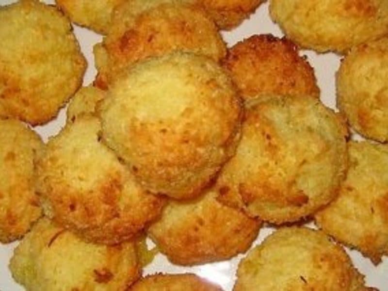 Coconut snowballs