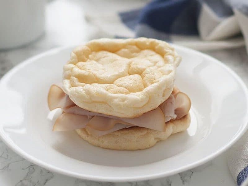 Cloud bread